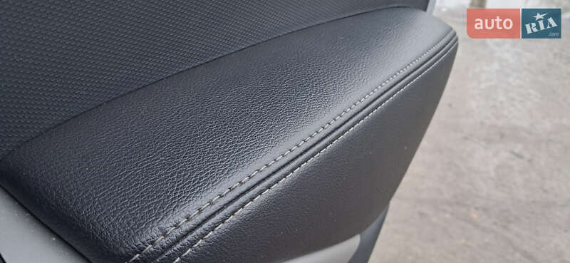 Внедорожник / Кроссовер Mitsubishi Outlander 2007 в Желтых Водах фото 21 Внедорожник / Кроссовер Mitsubishi Outlander 2007 в Желтых Водах