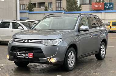Внедорожник / Кроссовер Mitsubishi Outlander 2013 в Одессе