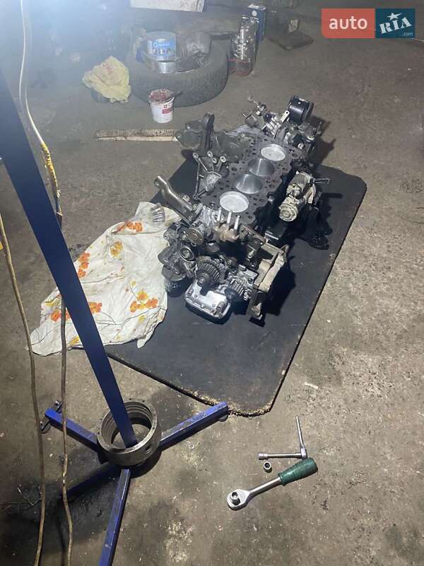 Внедорожник / Кроссовер Mitsubishi Outlander 2007 в Одессе фото 23 Внедорожник / Кроссовер Mitsubishi Outlander 2007 в Одессе