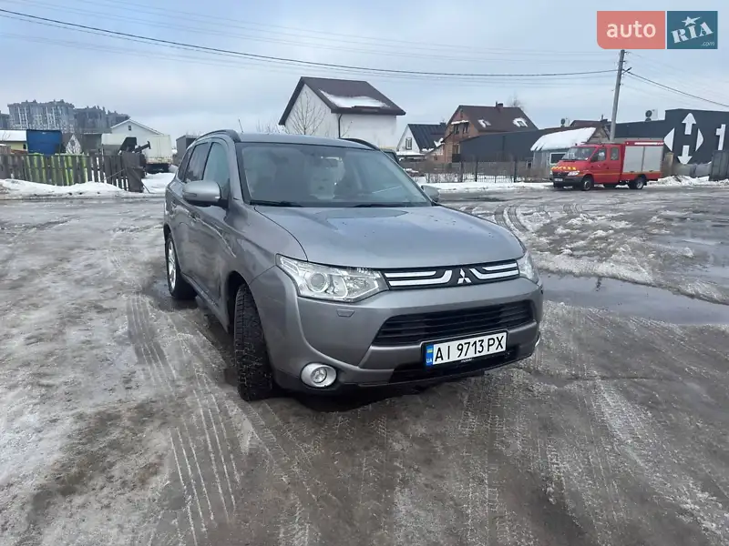 Mitsubishi Outlander