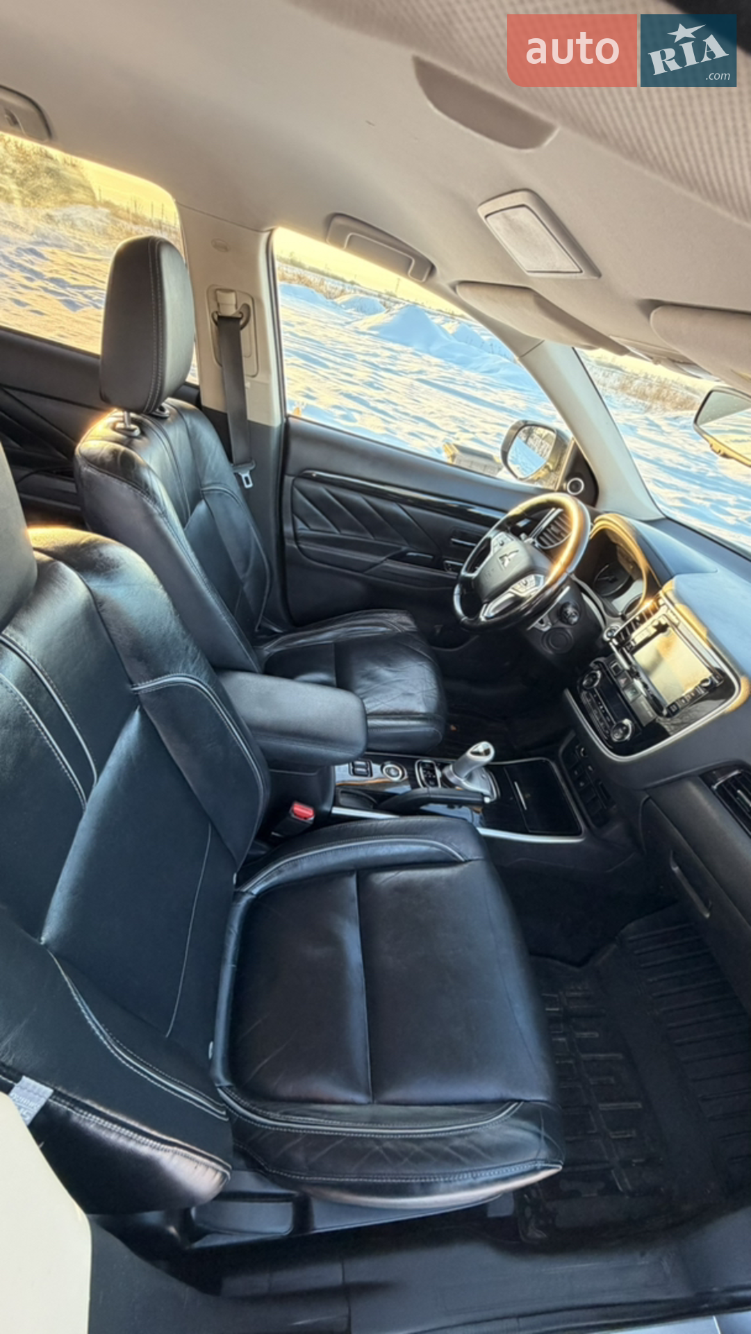 2015 Mitsubishi Outlander - мініатюра 26