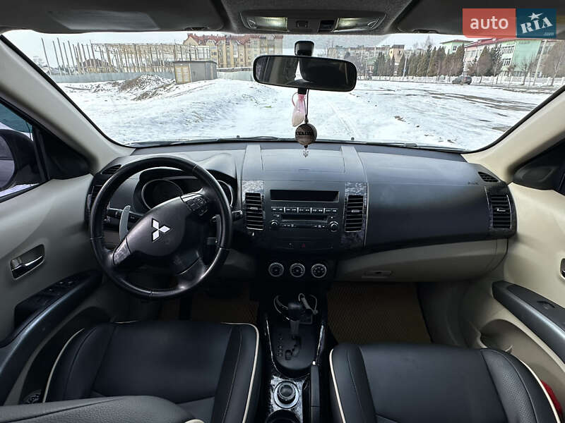 Внедорожник / Кроссовер Mitsubishi Outlander 2008 в Коломые фото 11 Внедорожник / Кроссовер Mitsubishi Outlander 2008 в Коломые