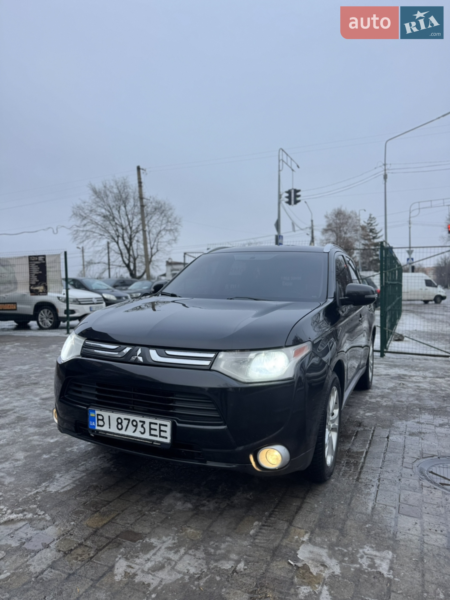 2013 Mitsubishi Outlander - мініатюра 8