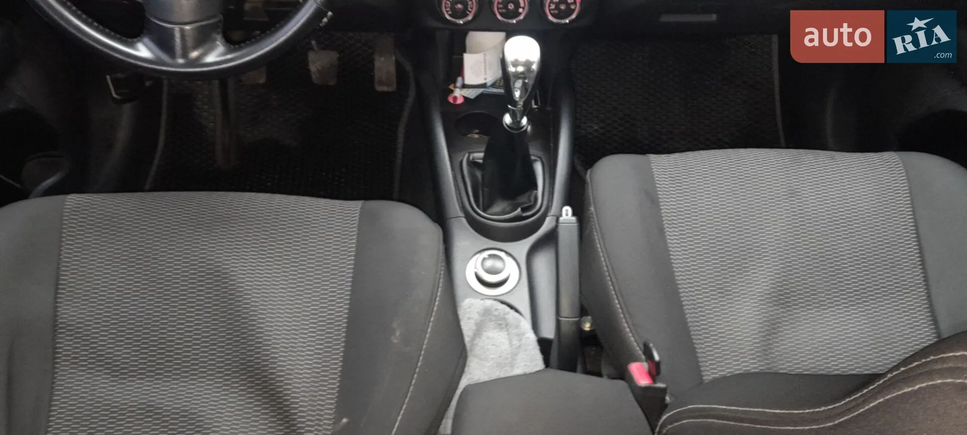 2010 Mitsubishi Outlander - мініатюра 8
