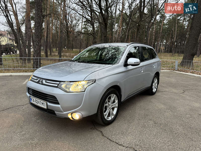 Mitsubishi Outlander 2013