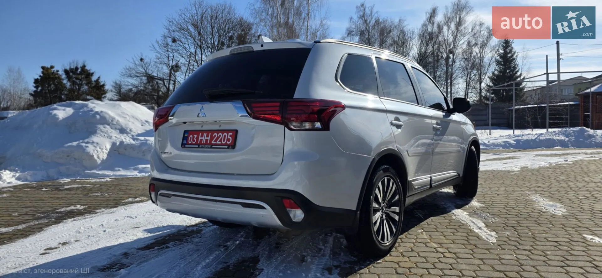 2020 Mitsubishi Outlander - мініатюра 5