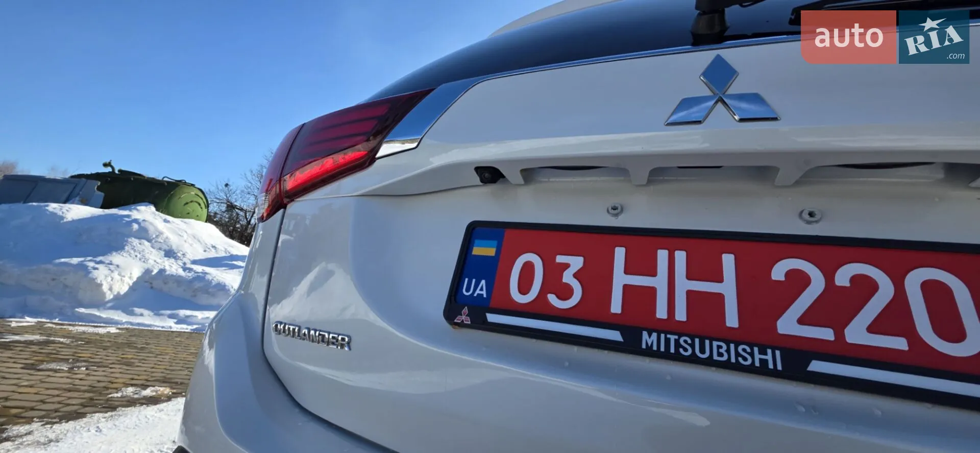 2020 Mitsubishi Outlander - мініатюра 10