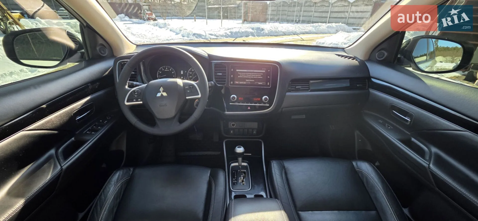 2020 Mitsubishi Outlander - мініатюра 21