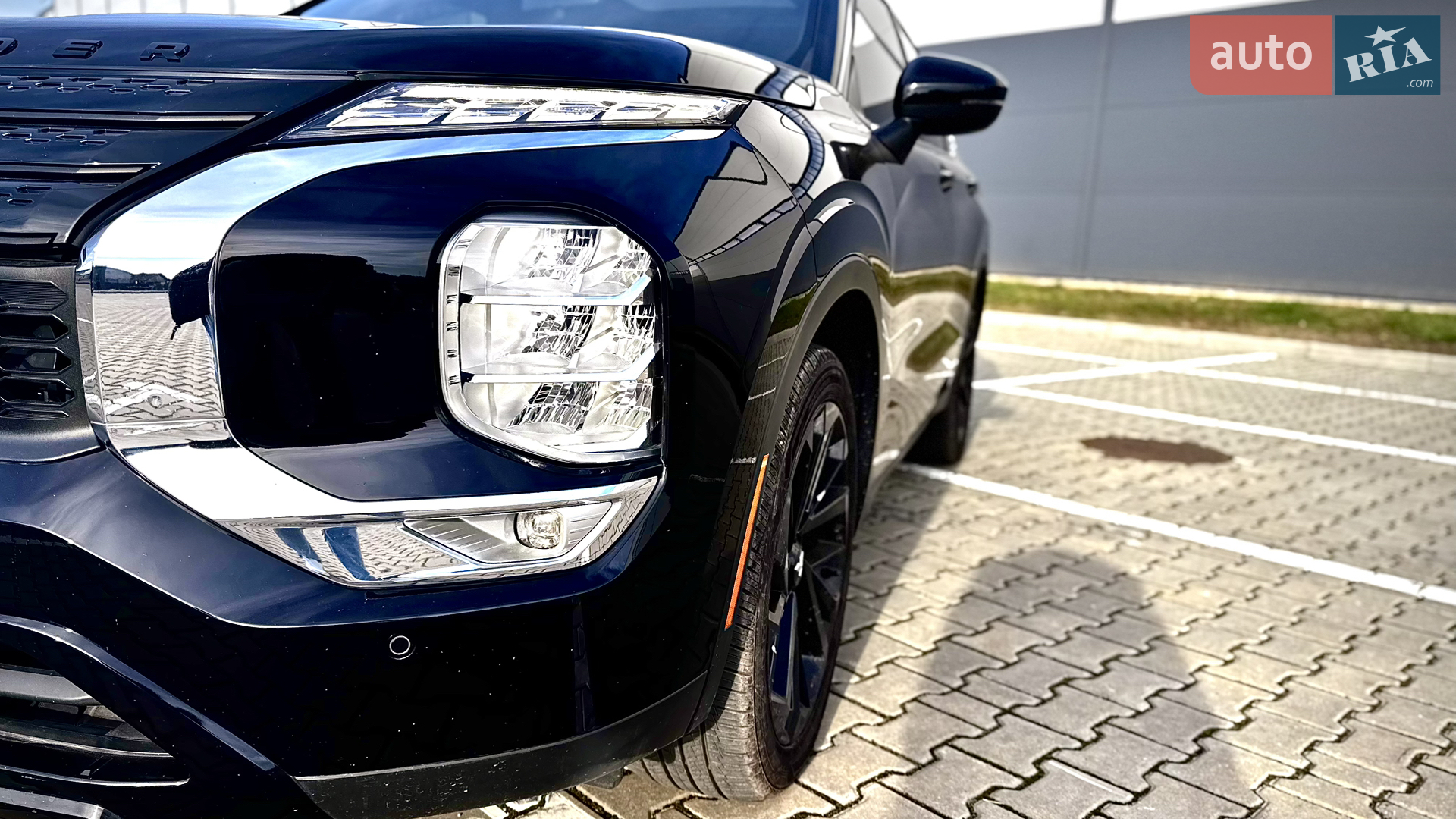 2021 Mitsubishi Outlander - мініатюра 24