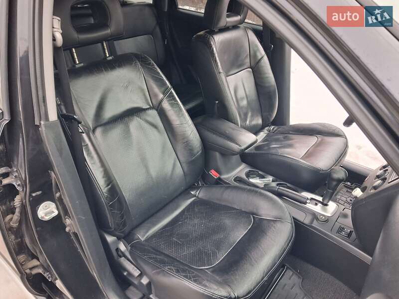 Внедорожник / Кроссовер Mitsubishi Outlander 2005 в Буче