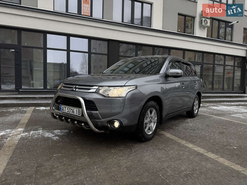 Mitsubishi Outlander 2014