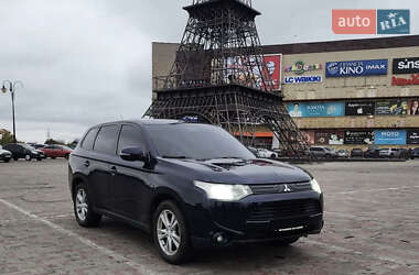 Позашляховик / Кросовер Mitsubishi Outlander 2012 в Запоріжжі