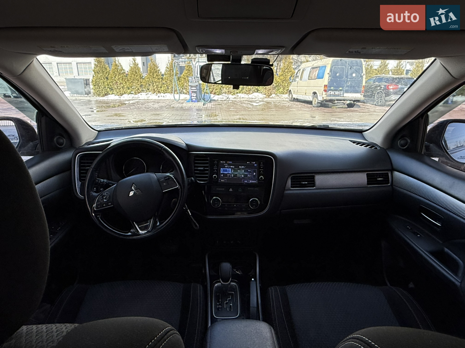 2017 Mitsubishi Outlander - мініатюра 22