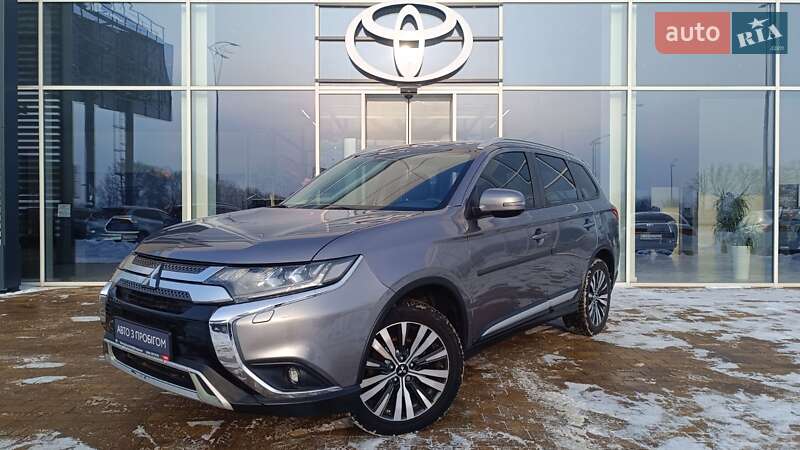 Mitsubishi Outlander 2019