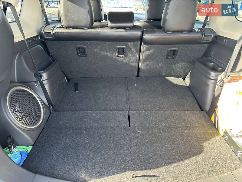 Внедорожник / Кроссовер Mitsubishi Outlander 2018 в Киеве