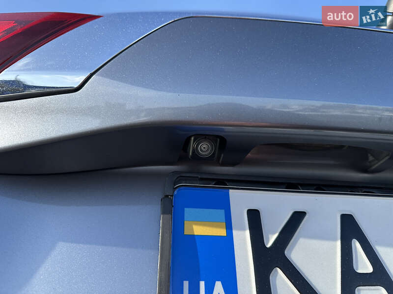 Внедорожник / Кроссовер Mitsubishi Outlander 2018 в Киеве