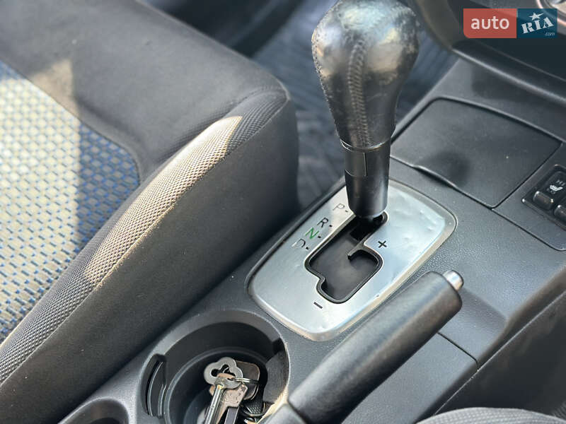 Внедорожник / Кроссовер Mitsubishi Outlander 2007 в Николаеве