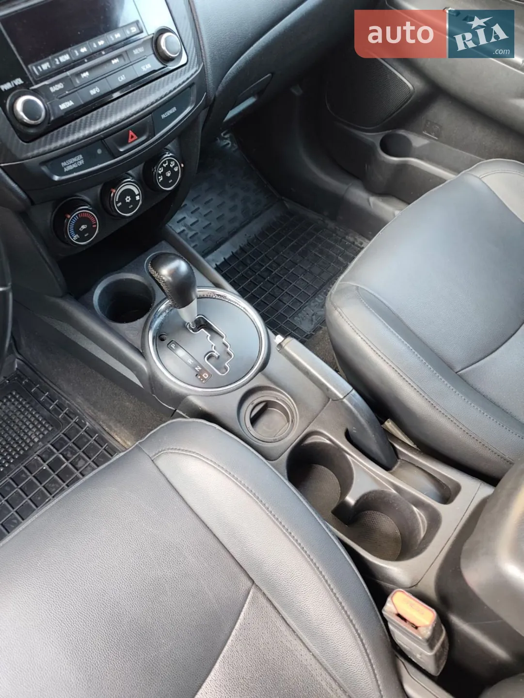 2015 Mitsubishi Outlander - мініатюра 7