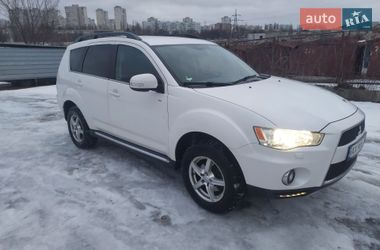 Внедорожник / Кроссовер Mitsubishi Outlander 2011 в Харькове