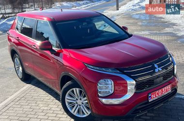 Позашляховик / Кросовер Mitsubishi Outlander 2022 в Львові