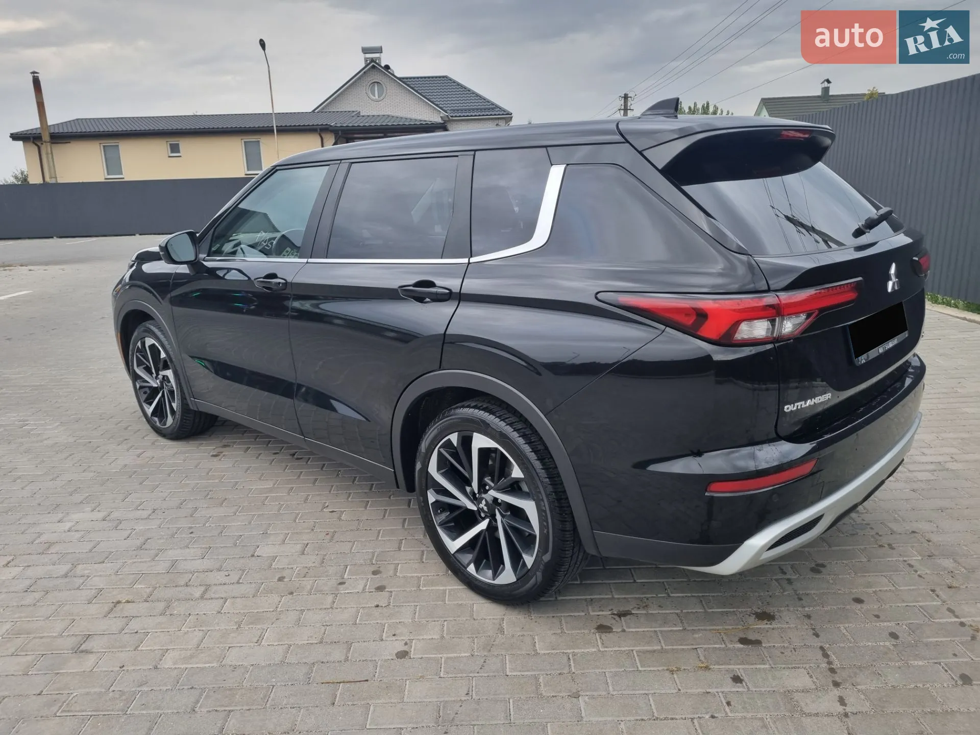 2022 Mitsubishi Outlander - мініатюра 8