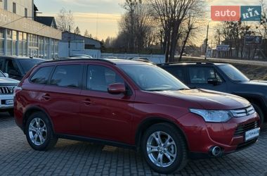 Внедорожник / Кроссовер Mitsubishi Outlander 2014 в Житомире