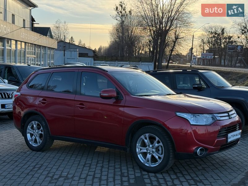 Mitsubishi Outlander 2014