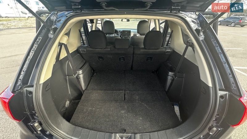 Внедорожник / Кроссовер Mitsubishi Outlander 2016 в Житомире