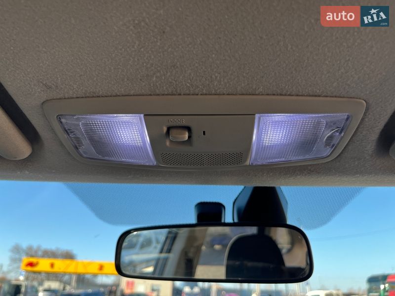 Внедорожник / Кроссовер Mitsubishi Outlander 2013 в Луцке