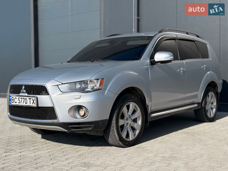 Внедорожник / Кроссовер Mitsubishi Outlander 2011 в Львове
