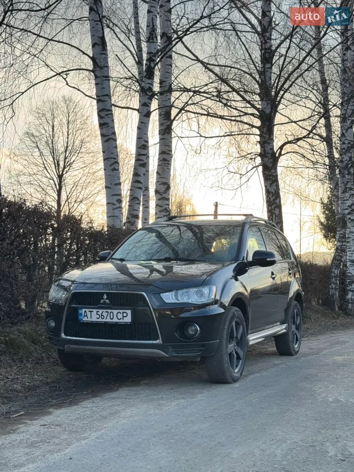 2010 Mitsubishi Outlander - мініатюра 14