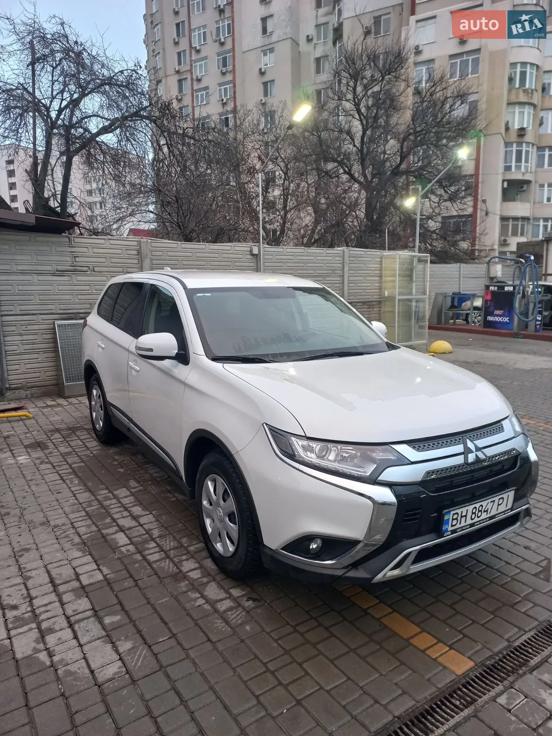 2021 Mitsubishi Outlander - мініатюра 25