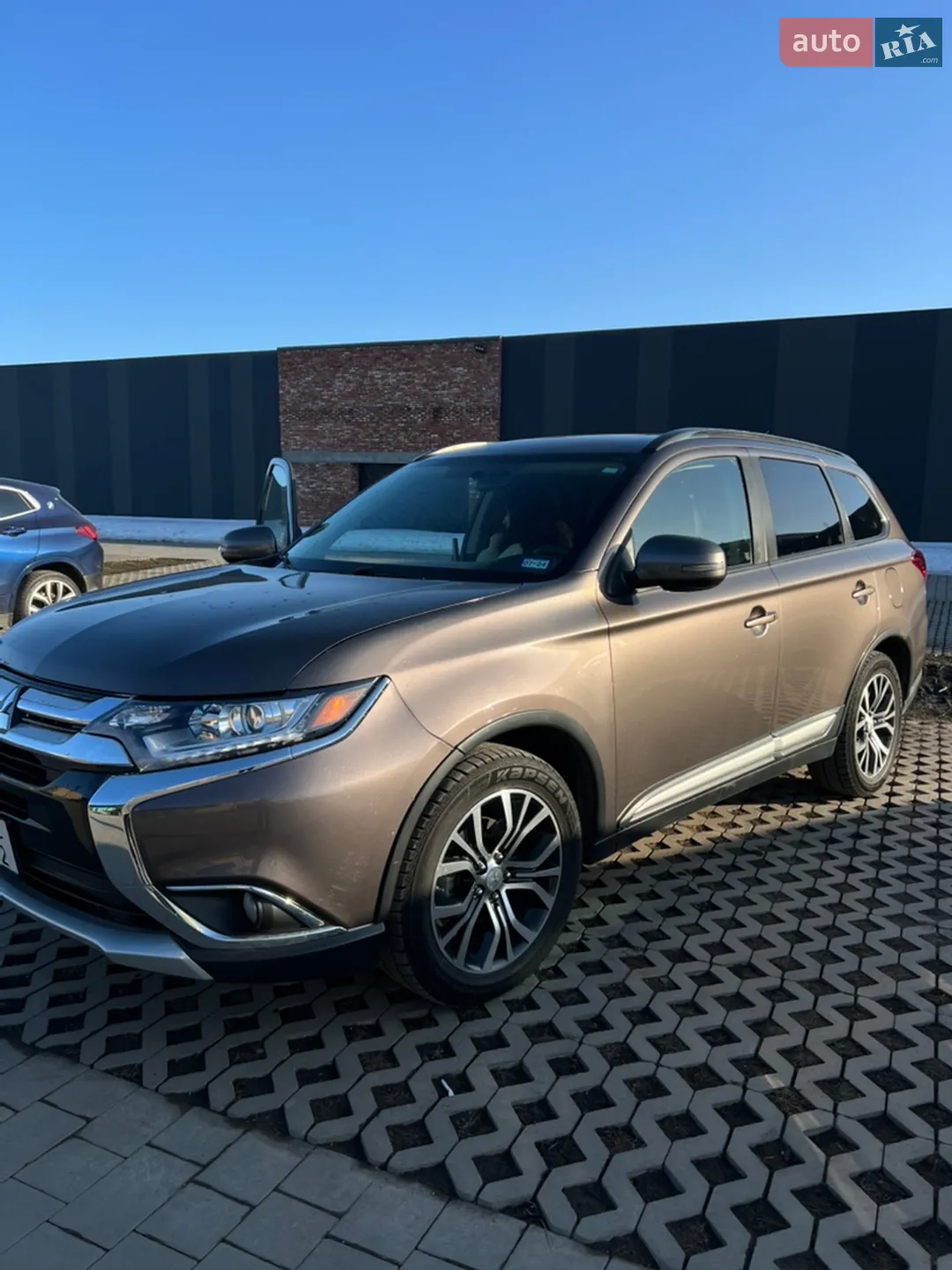 2016 Mitsubishi Outlander - мініатюра 2