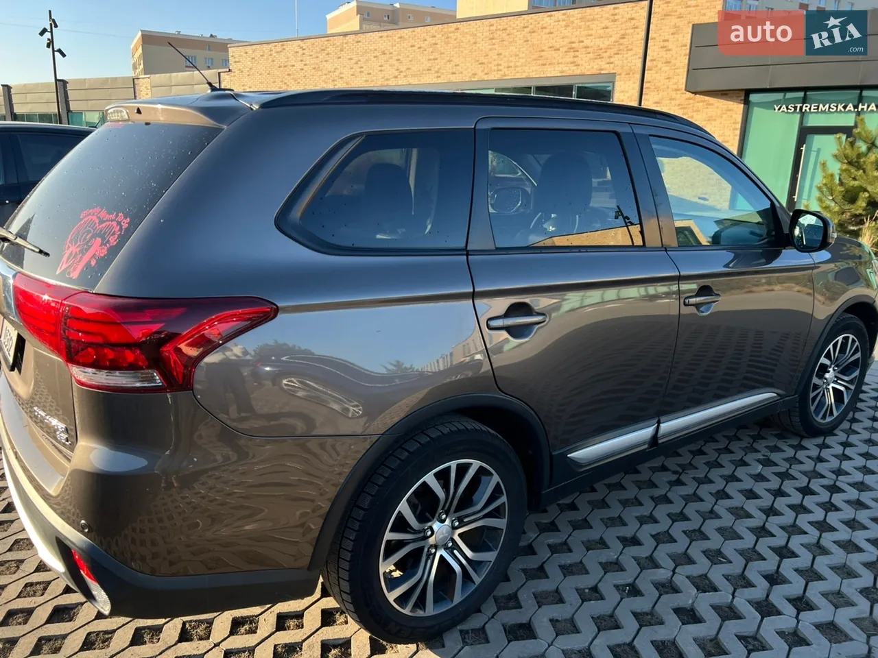 2016 Mitsubishi Outlander - мініатюра 24