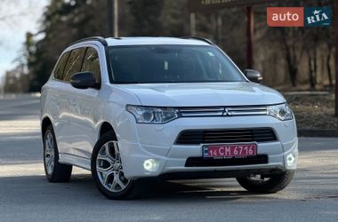 Позашляховик / Кросовер Mitsubishi Outlander 2013 в Трускавці