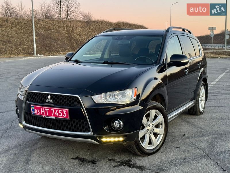 Внедорожник / Кроссовер Mitsubishi Outlander 2011 в Полтаве