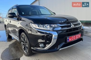Позашляховик / Кросовер Mitsubishi Outlander 2015 в Вінниці