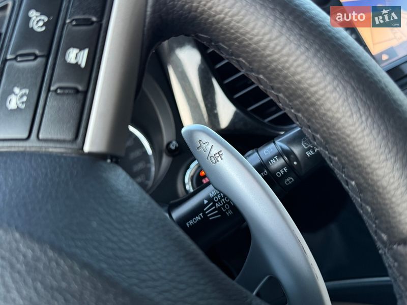 Позашляховик / Кросовер Mitsubishi Outlander 2013 в Дрогобичі