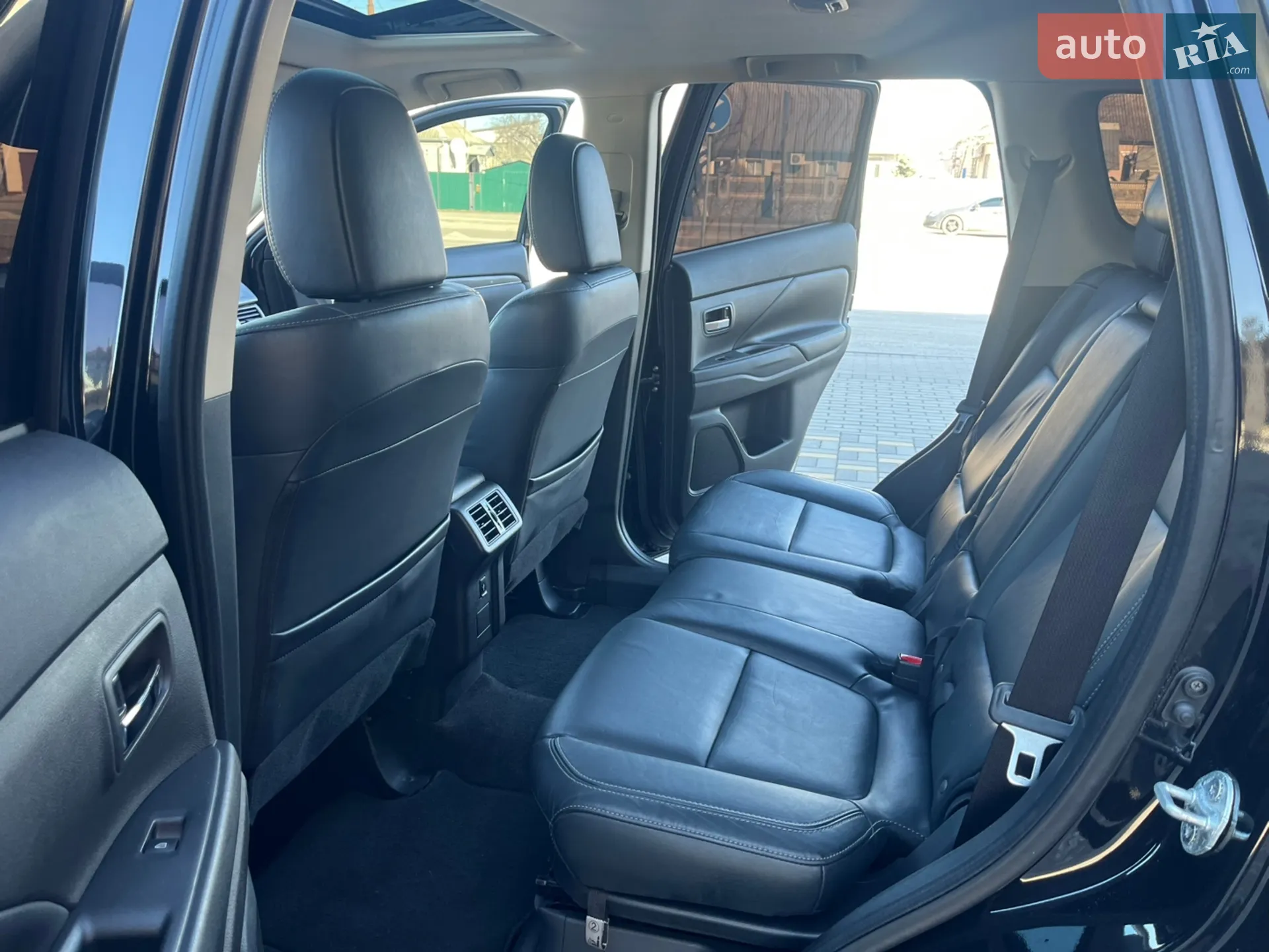 2018 Mitsubishi Outlander - мініатюра 33