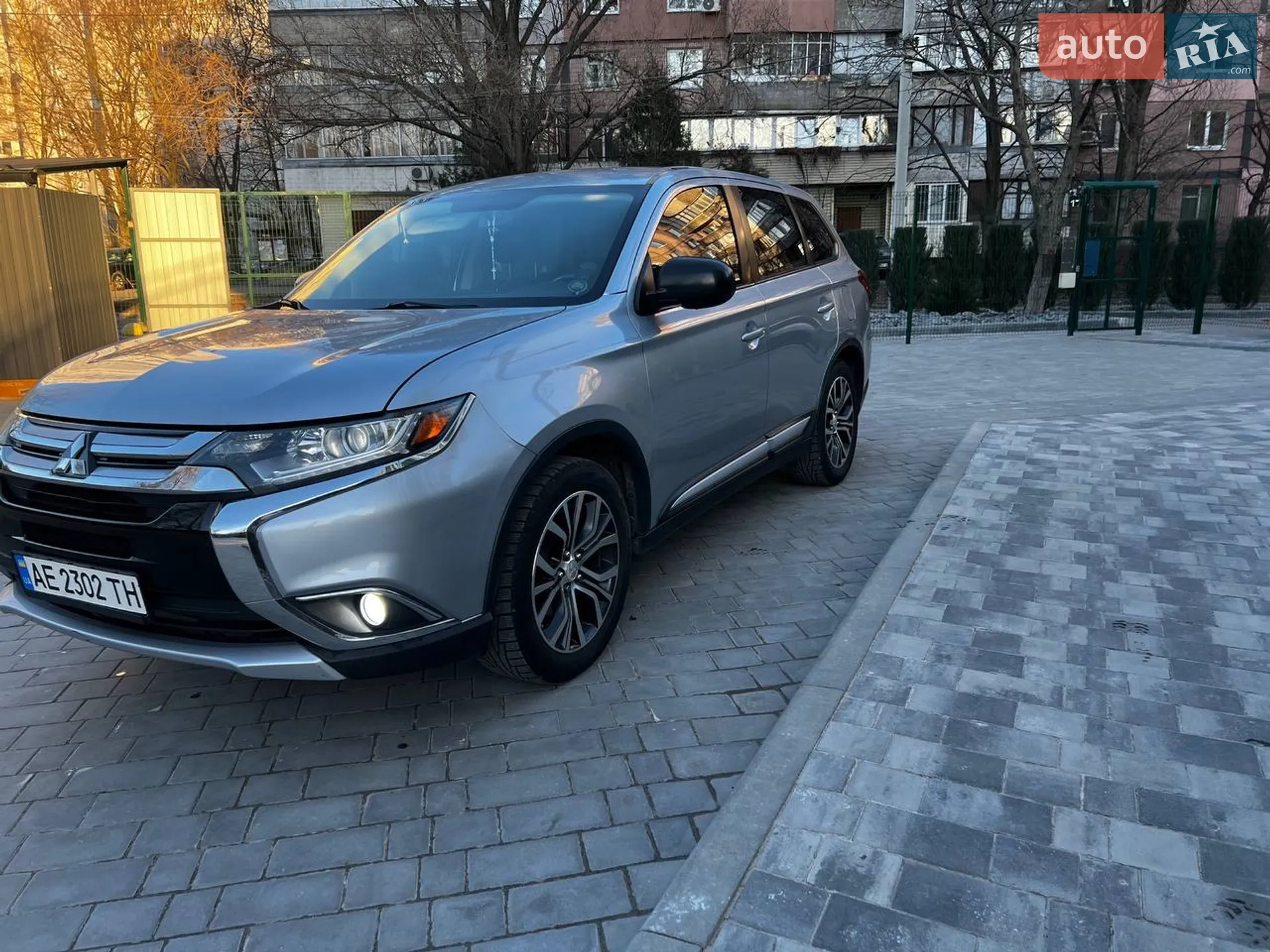 2015 Mitsubishi Outlander - мініатюра 13