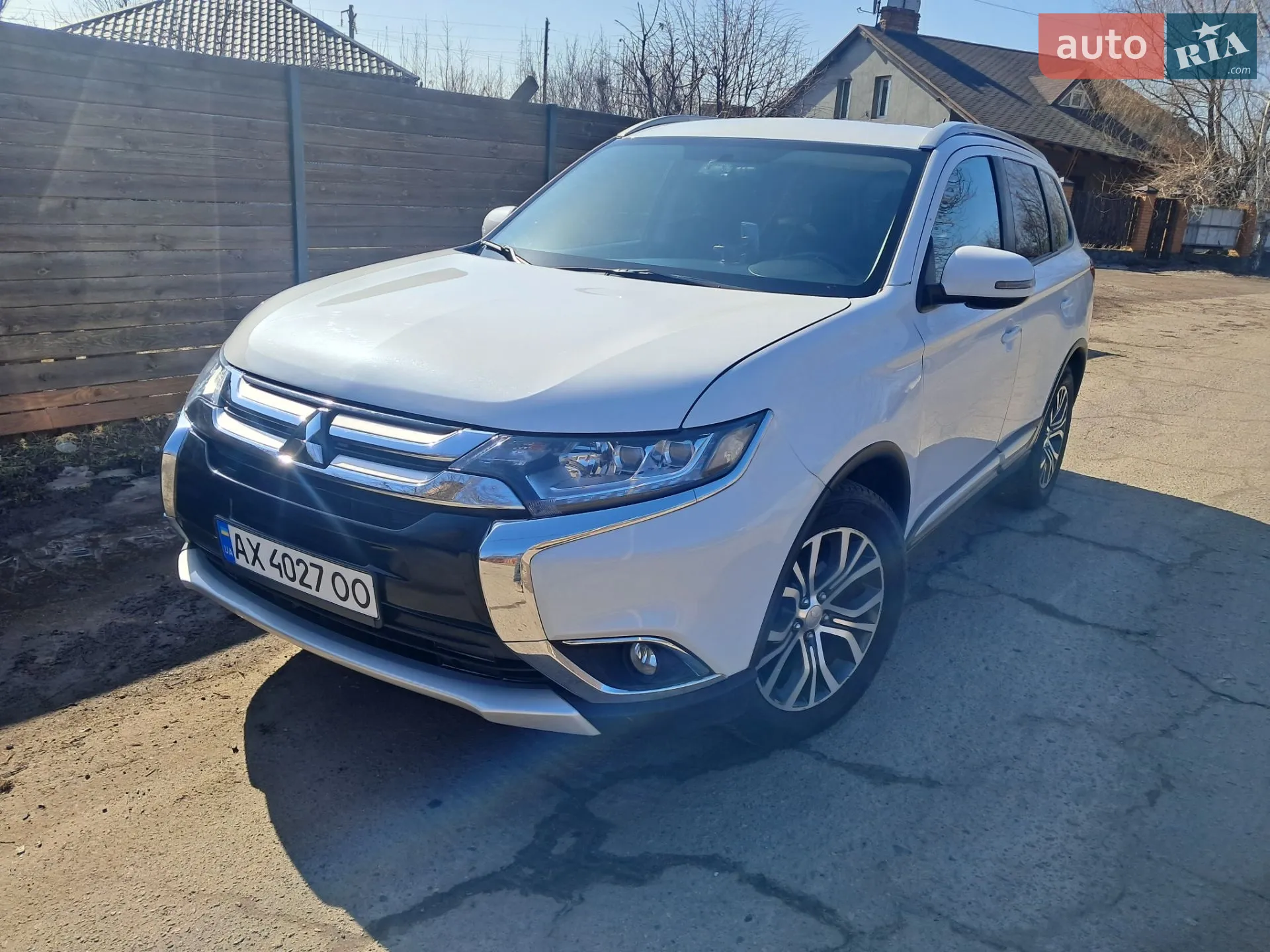 2016 Mitsubishi Outlander - мініатюра 2