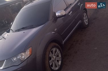 Внедорожник / Кроссовер Mitsubishi Outlander 2007 в Сарнах