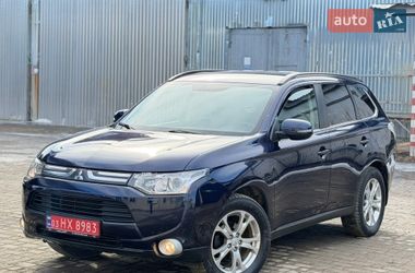 Позашляховик / Кросовер Mitsubishi Outlander 2013 в Ковелі