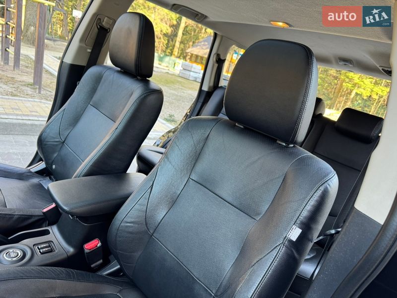 Внедорожник / Кроссовер Mitsubishi Outlander 2014 в Дрогобыче