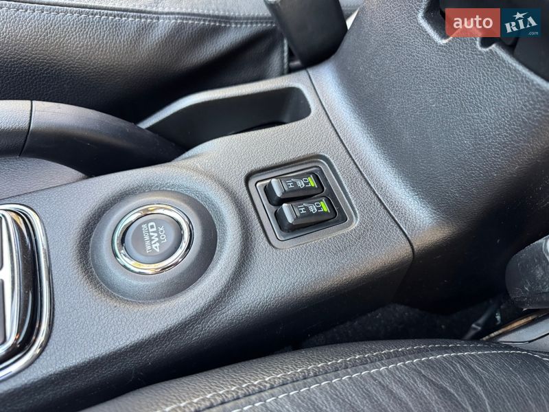 Внедорожник / Кроссовер Mitsubishi Outlander 2014 в Дрогобыче