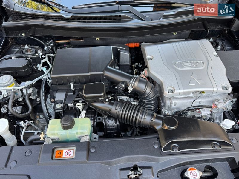 Внедорожник / Кроссовер Mitsubishi Outlander 2014 в Дрогобыче