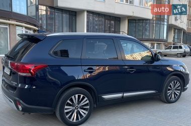 Внедорожник / Кроссовер Mitsubishi Outlander 2019 в Тернополе