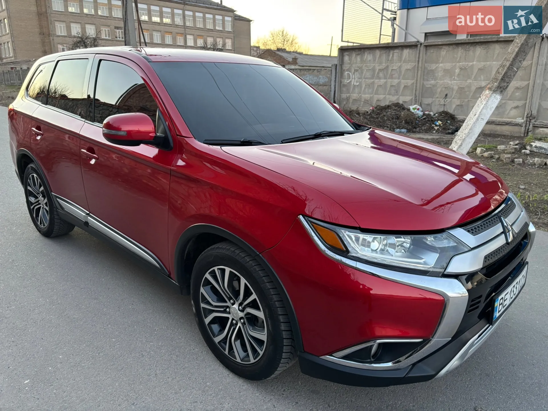 2018 Mitsubishi Outlander - мініатюра 15