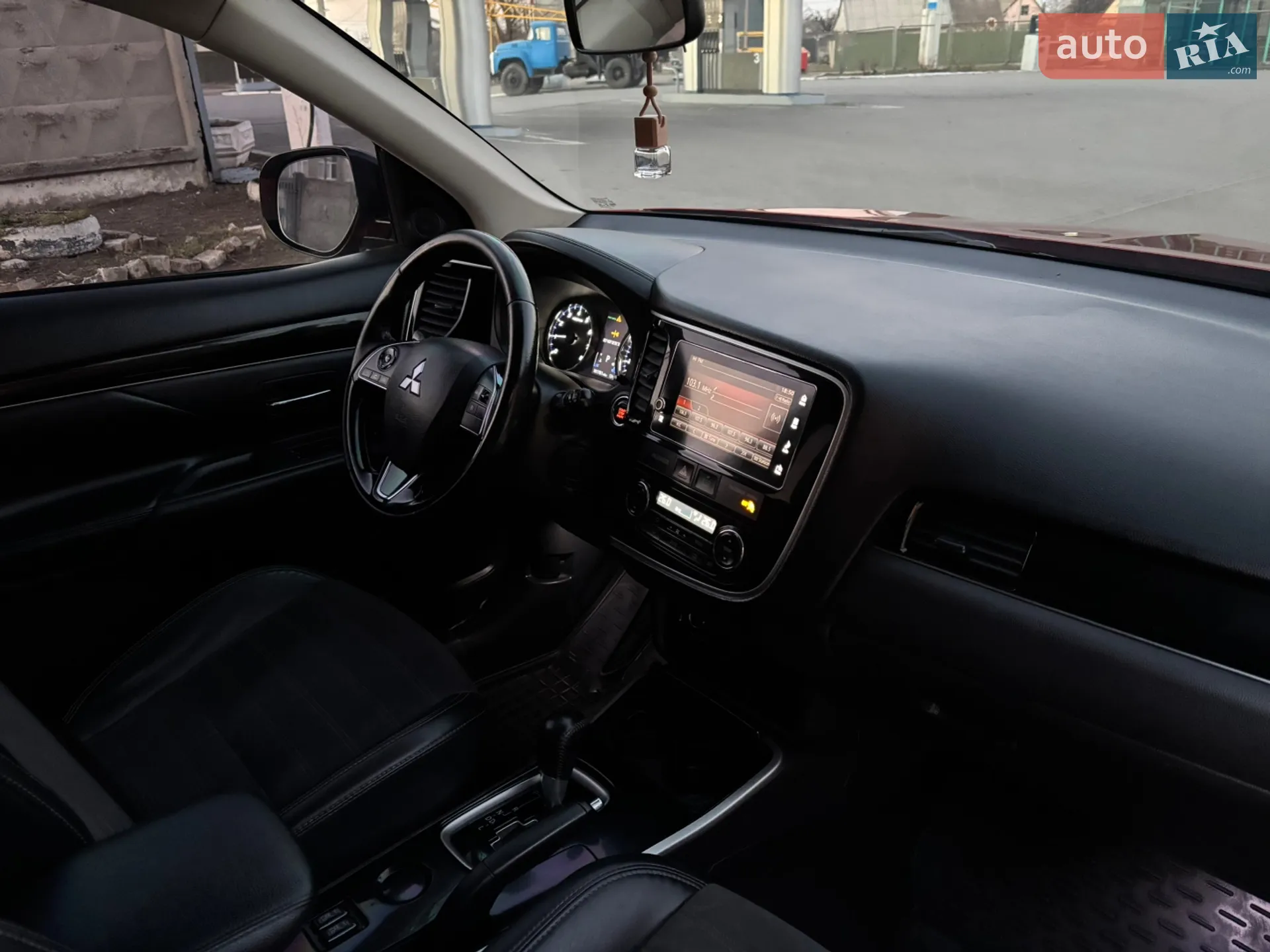 2018 Mitsubishi Outlander - мініатюра 44