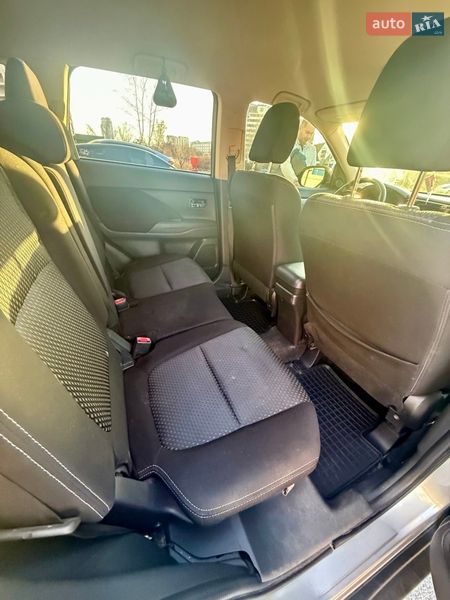 Внедорожник / Кроссовер Mitsubishi Outlander 2018 в Днепре